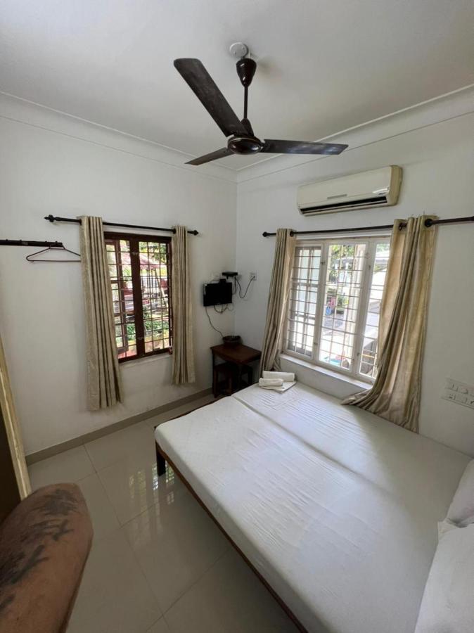 Seaway'S Inn Kochi Екстер'єр фото