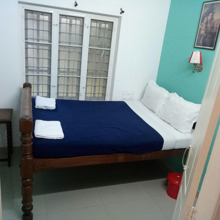 Seaway'S Inn Kochi Екстер'єр фото