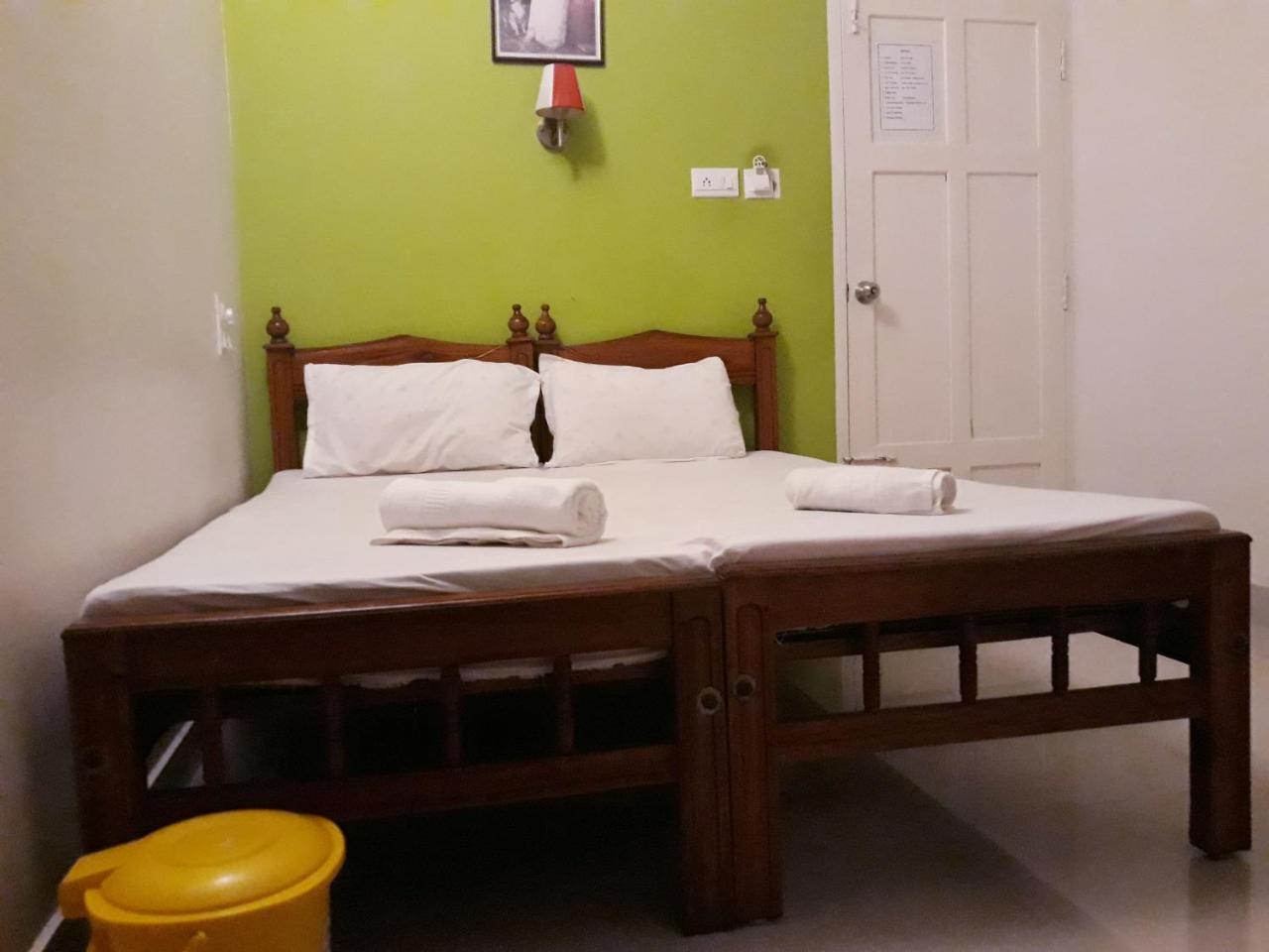 Seaway'S Inn Kochi Екстер'єр фото