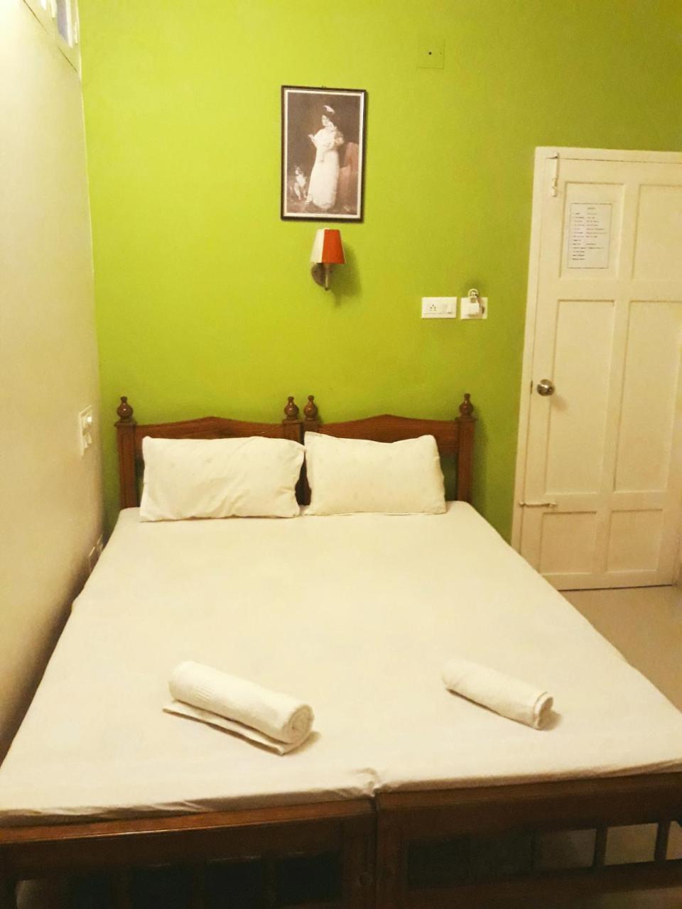 Seaway'S Inn Kochi Екстер'єр фото